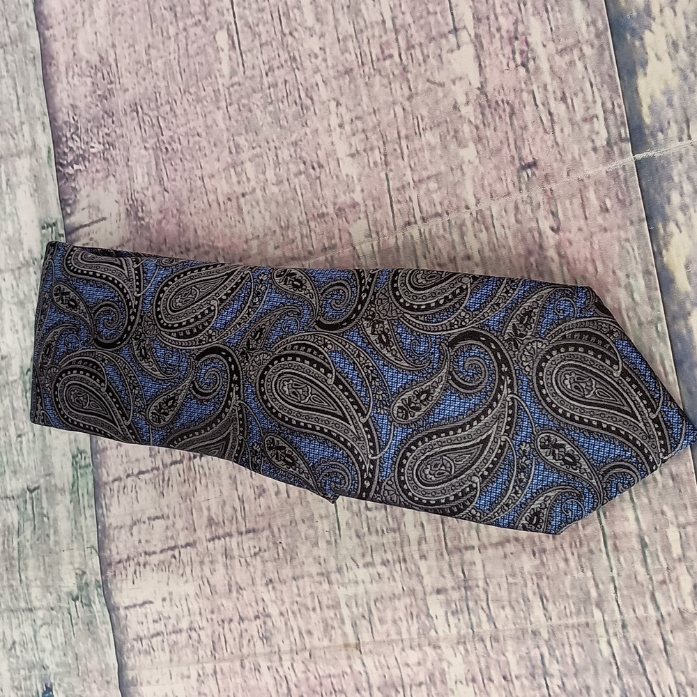 Pronto Uomo Platinum 100% Silk Neck Tie